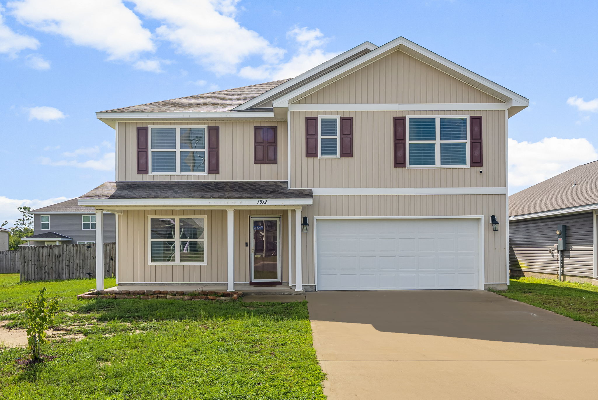 5832 Viking Way